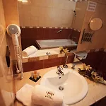 Savoy Otel 4*
