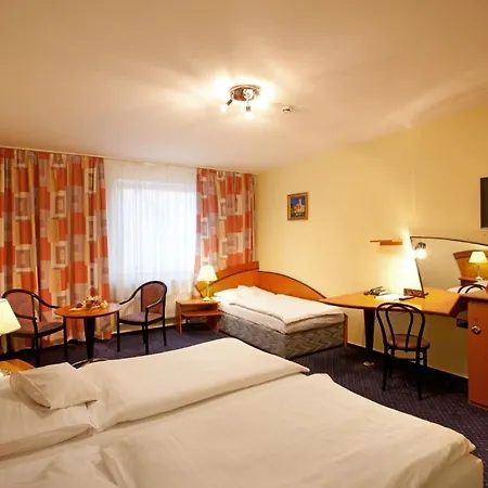 Savoy Otel 4*