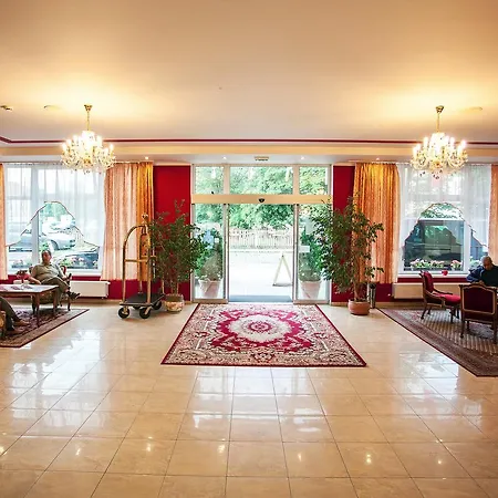 Savoy Otel 4*