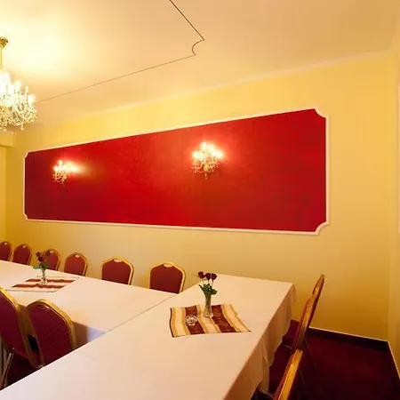 Savoy 4*